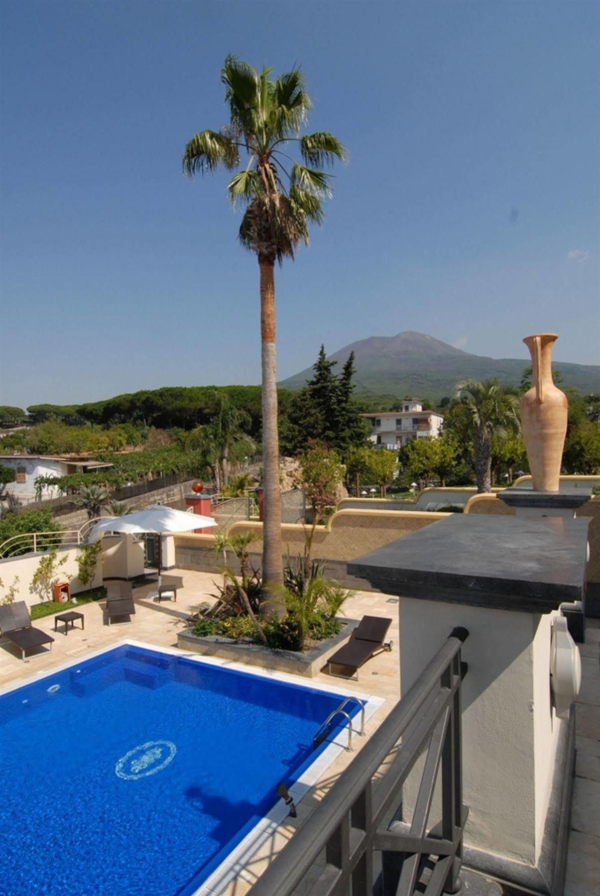 Palazzo Rosenthal Vesuview Hotel&Resort Trecase Esterno foto